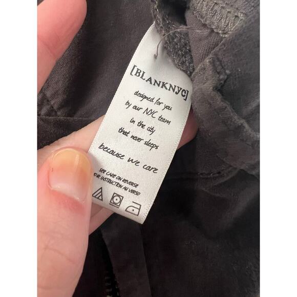 Blank NYC Gray Velvet  Blue Jean Style Pants Sz 30 - Picture 3 of 3